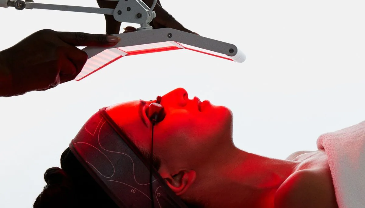 Red light therapy session at Zenlight